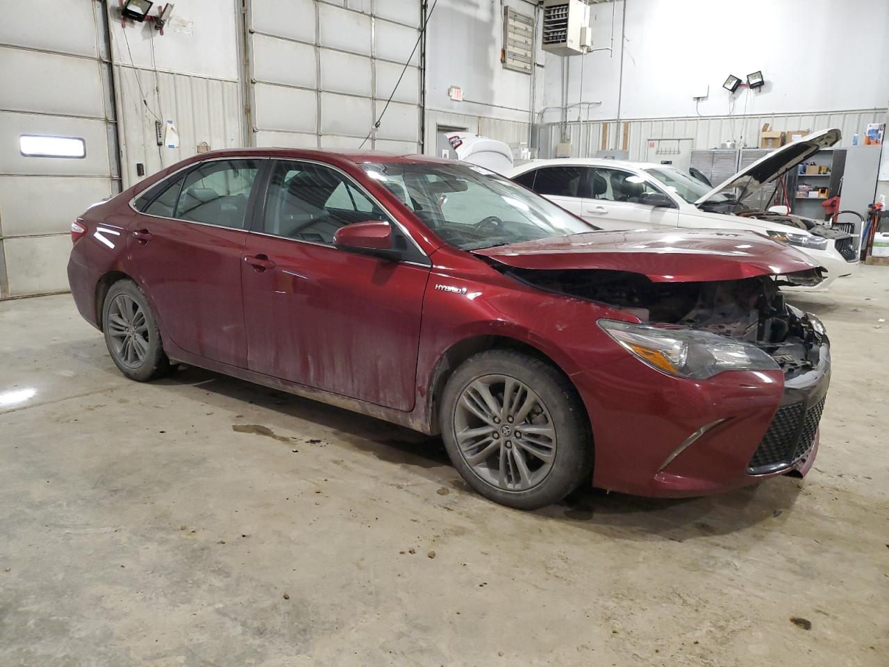 2016 Toyota Camry - Image 4