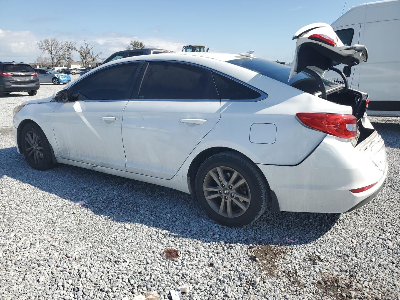 2015 Hyundai Sonata - Image 2