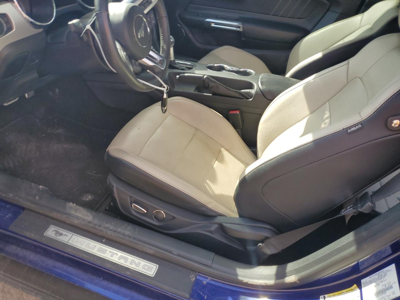 2015 Ford Mustang - Image 7