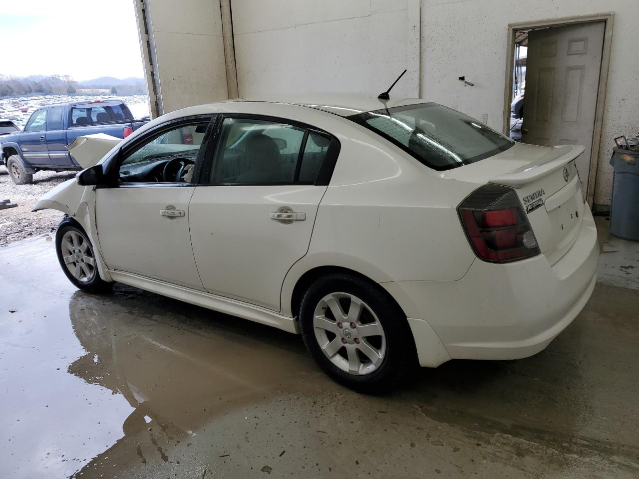 2012 Nissan Sentra - Image 2
