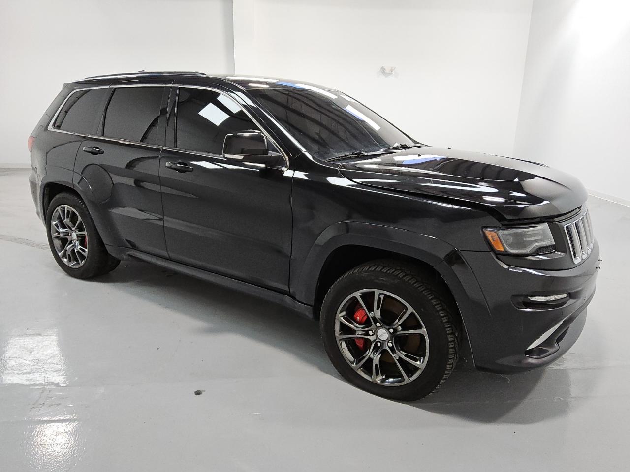 2014 Jeep Grand Cherokee - Image 4