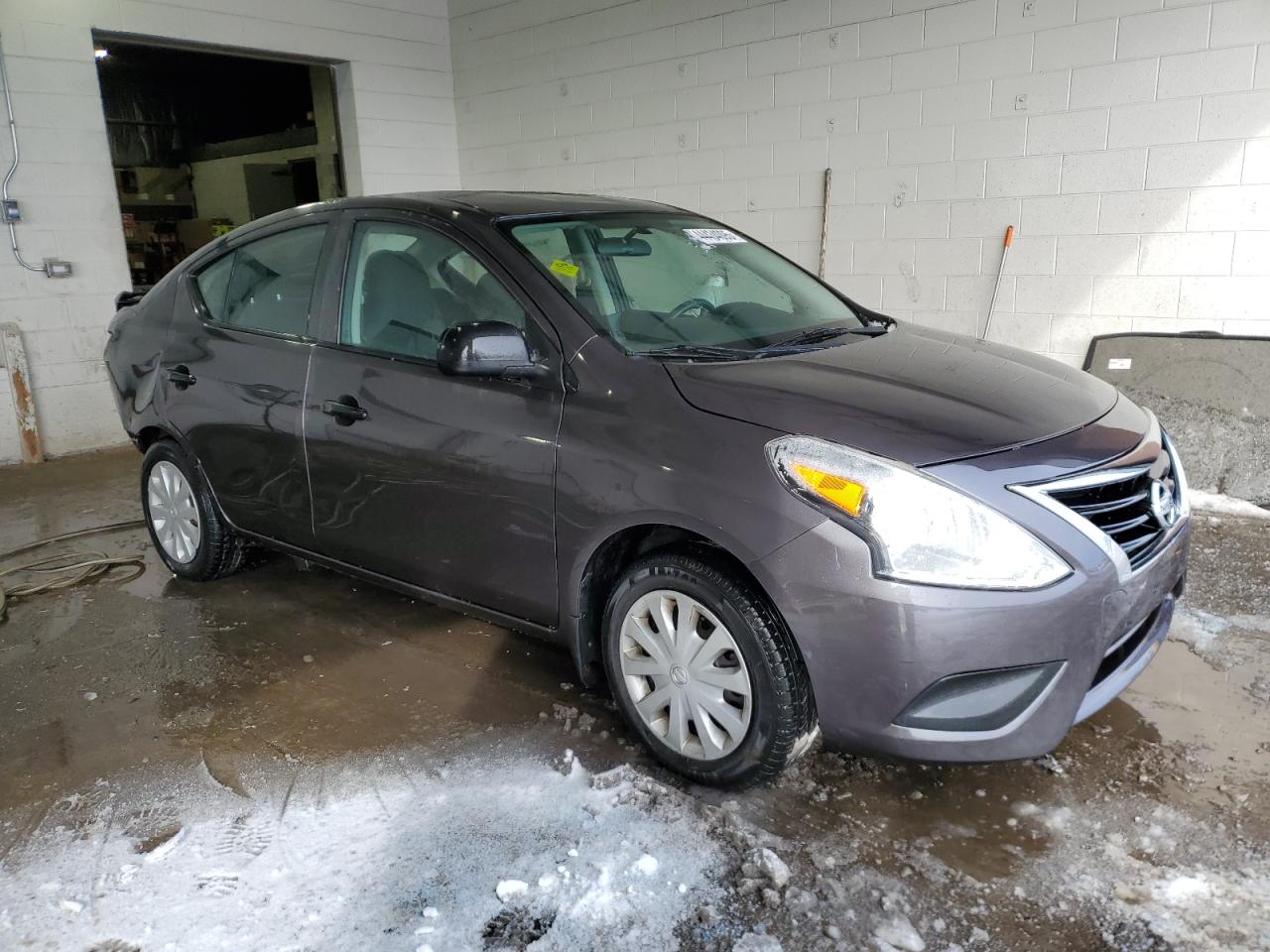 2015 Nissan Versa - Image 4