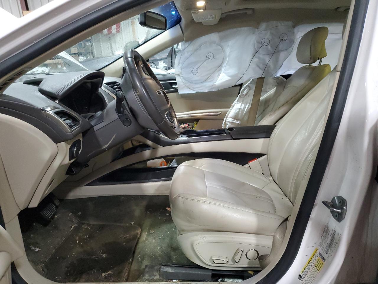 2016 Lincoln MKZ - Image 7