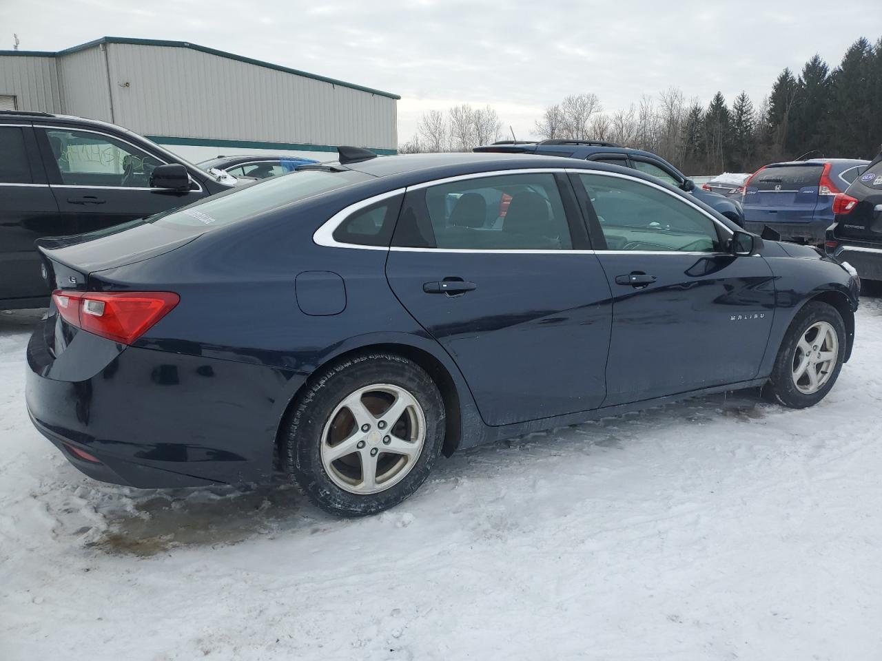 2016 Chevrolet Malibu - Image 3