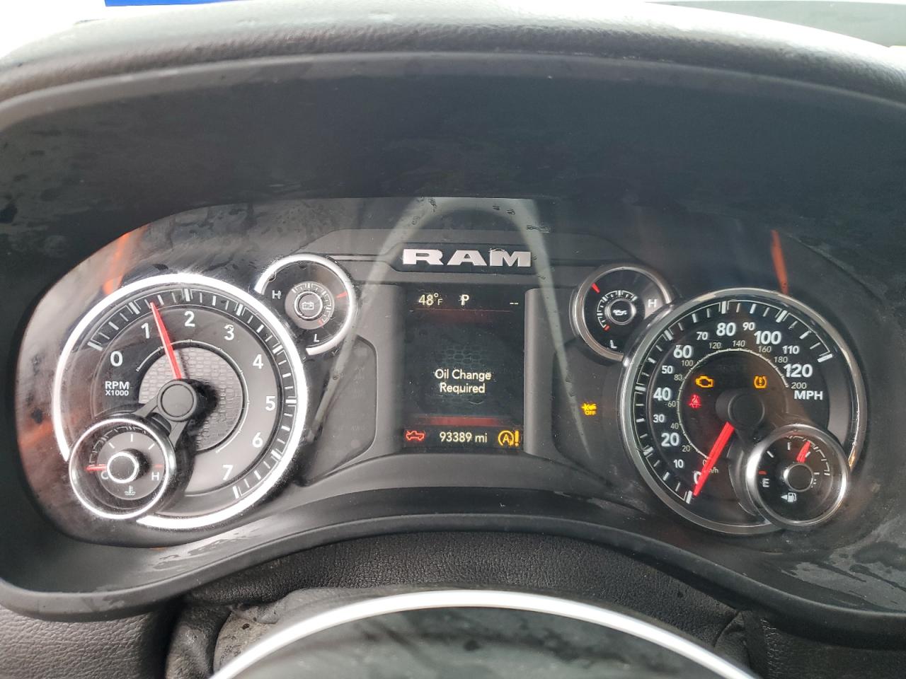 2021 RAM 1500 - Image 9