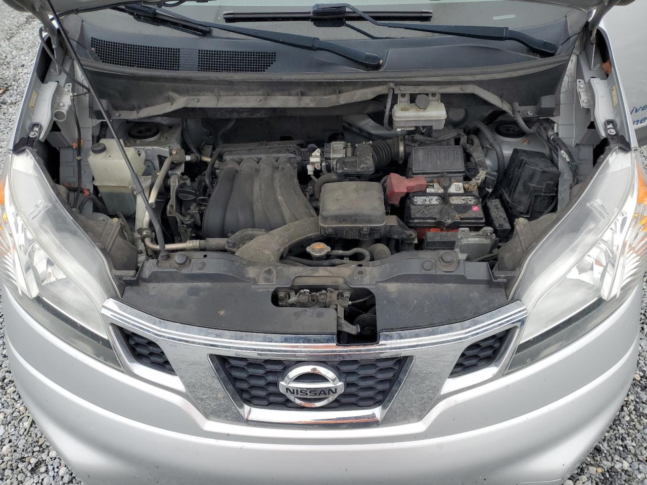2015 Nissan NV - Image 11