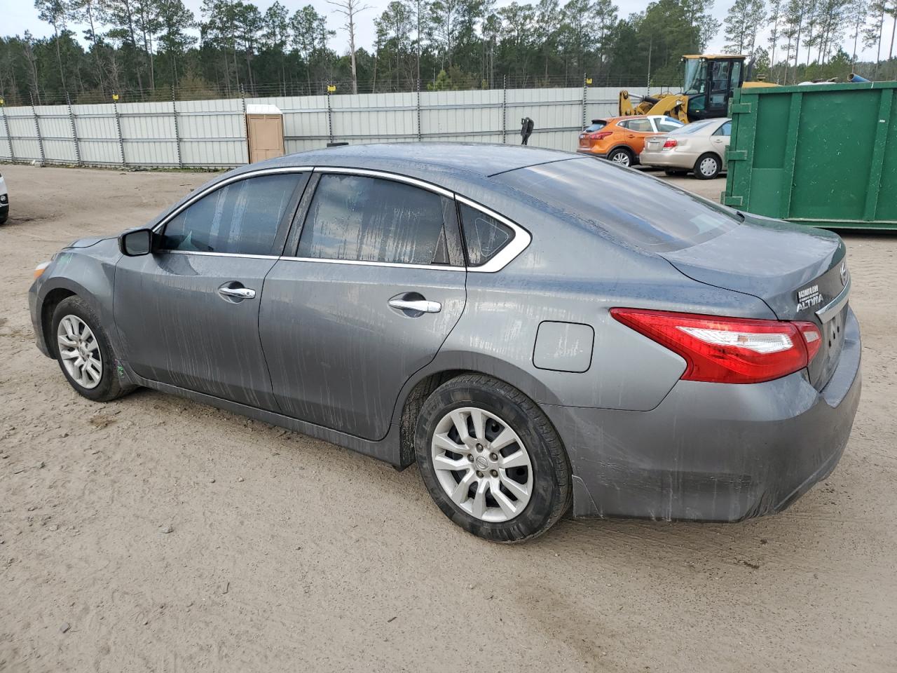 2017 Nissan Altima - Image 2