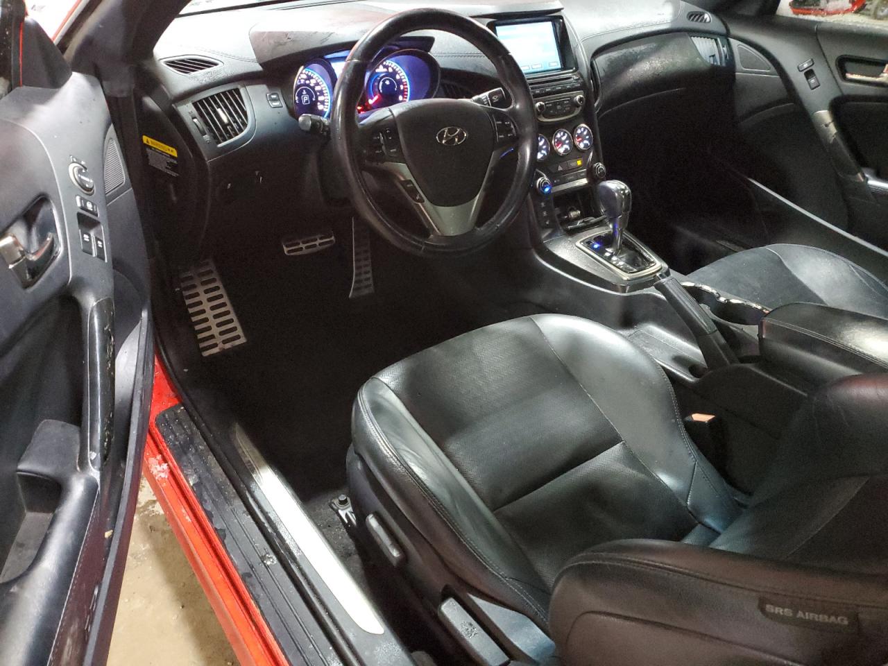 2013 Hyundai Genesis - Image 8