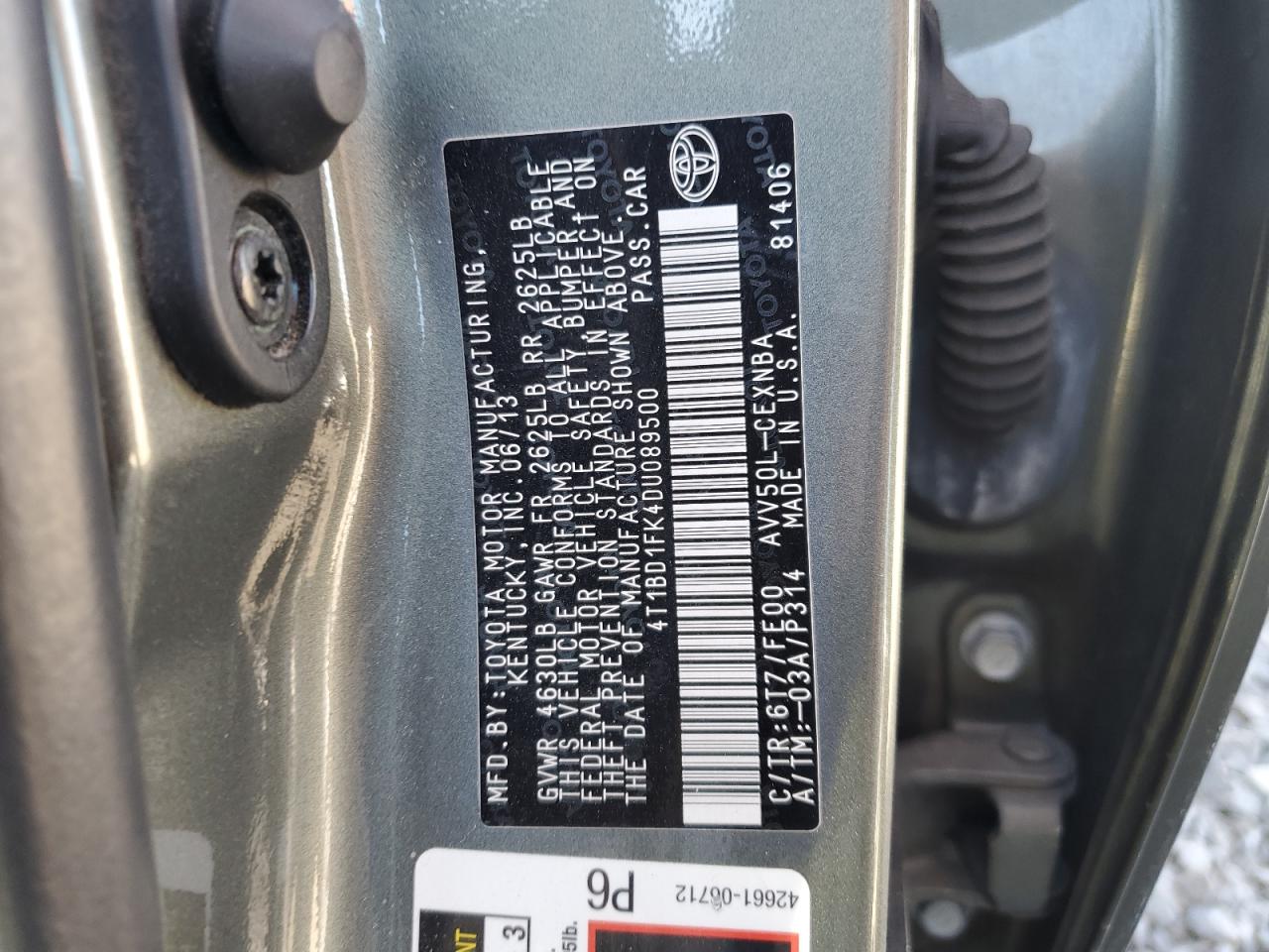 2013 Toyota Camry - Image 12