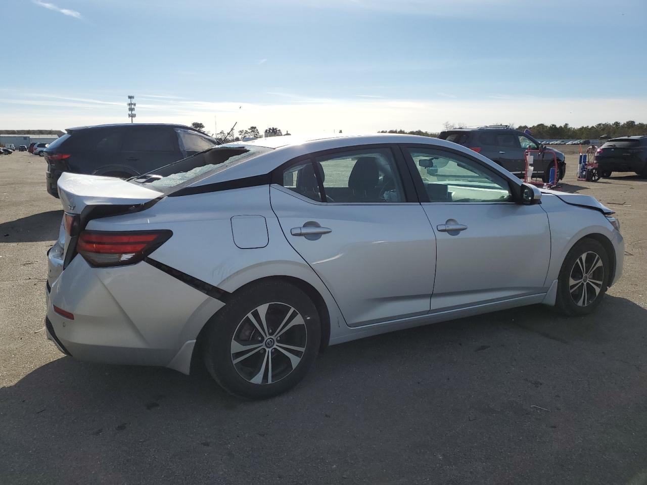 2021 Nissan Sentra - Image 3
