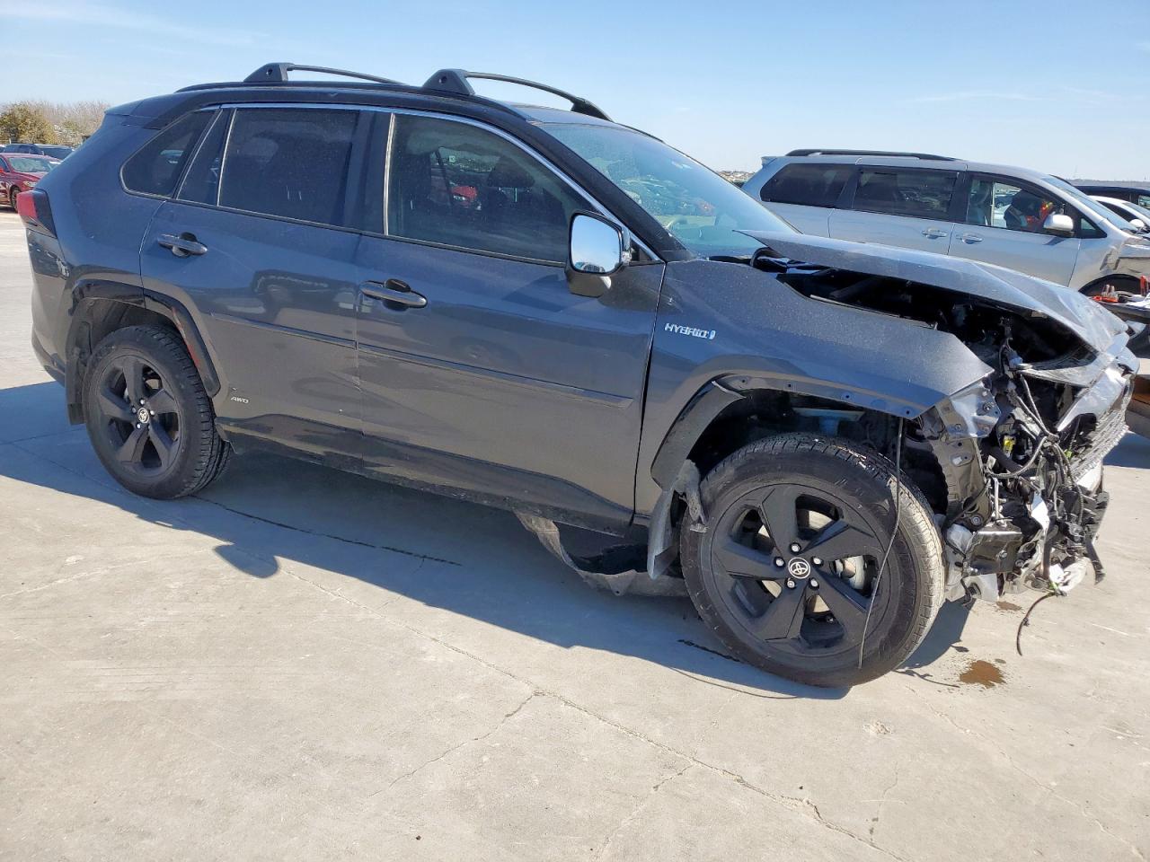 2020 Toyota RAV 4 - Image 4