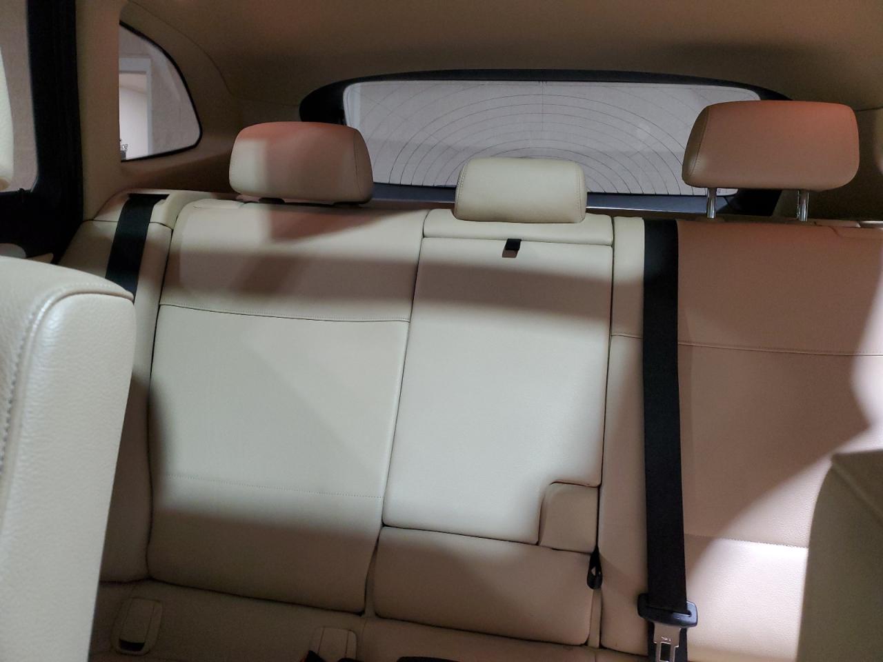 2015 BMW X1 - Image 10