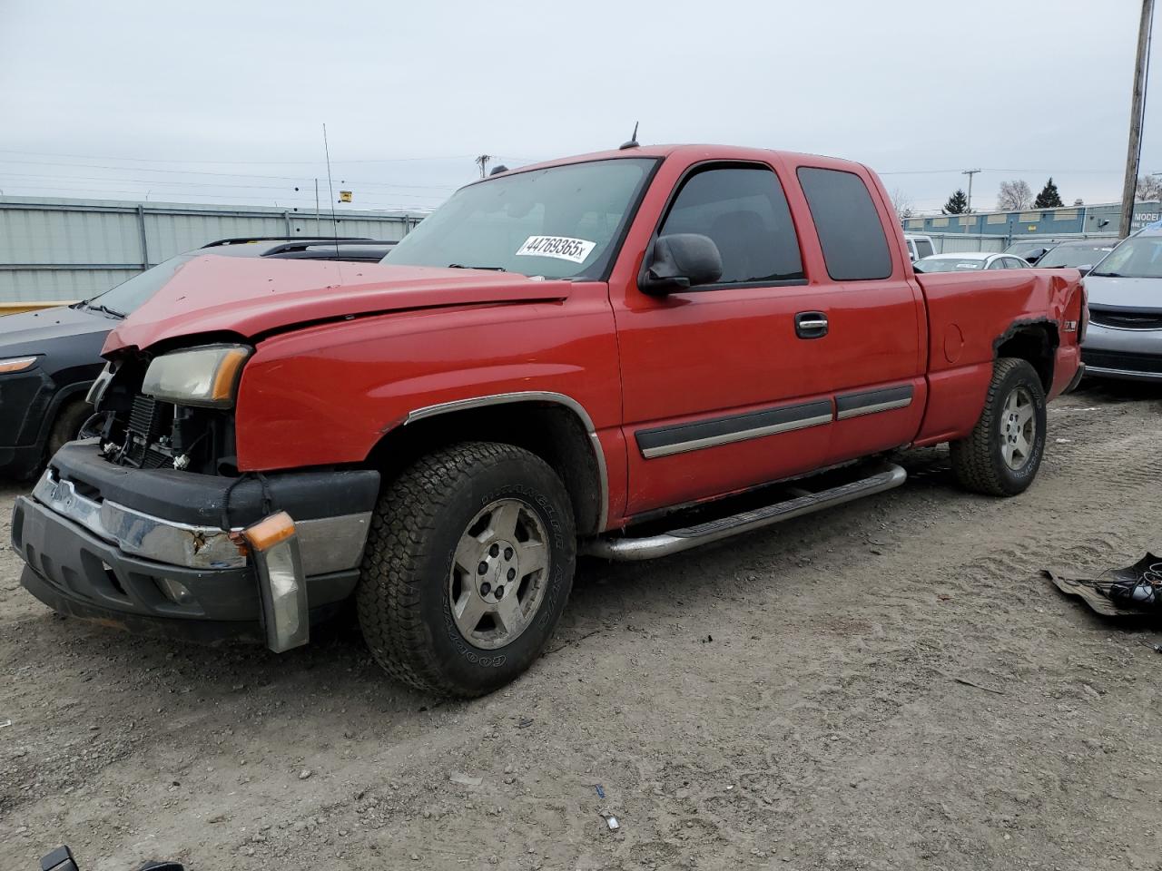 2005 Chevrolet Silverado - Image 1