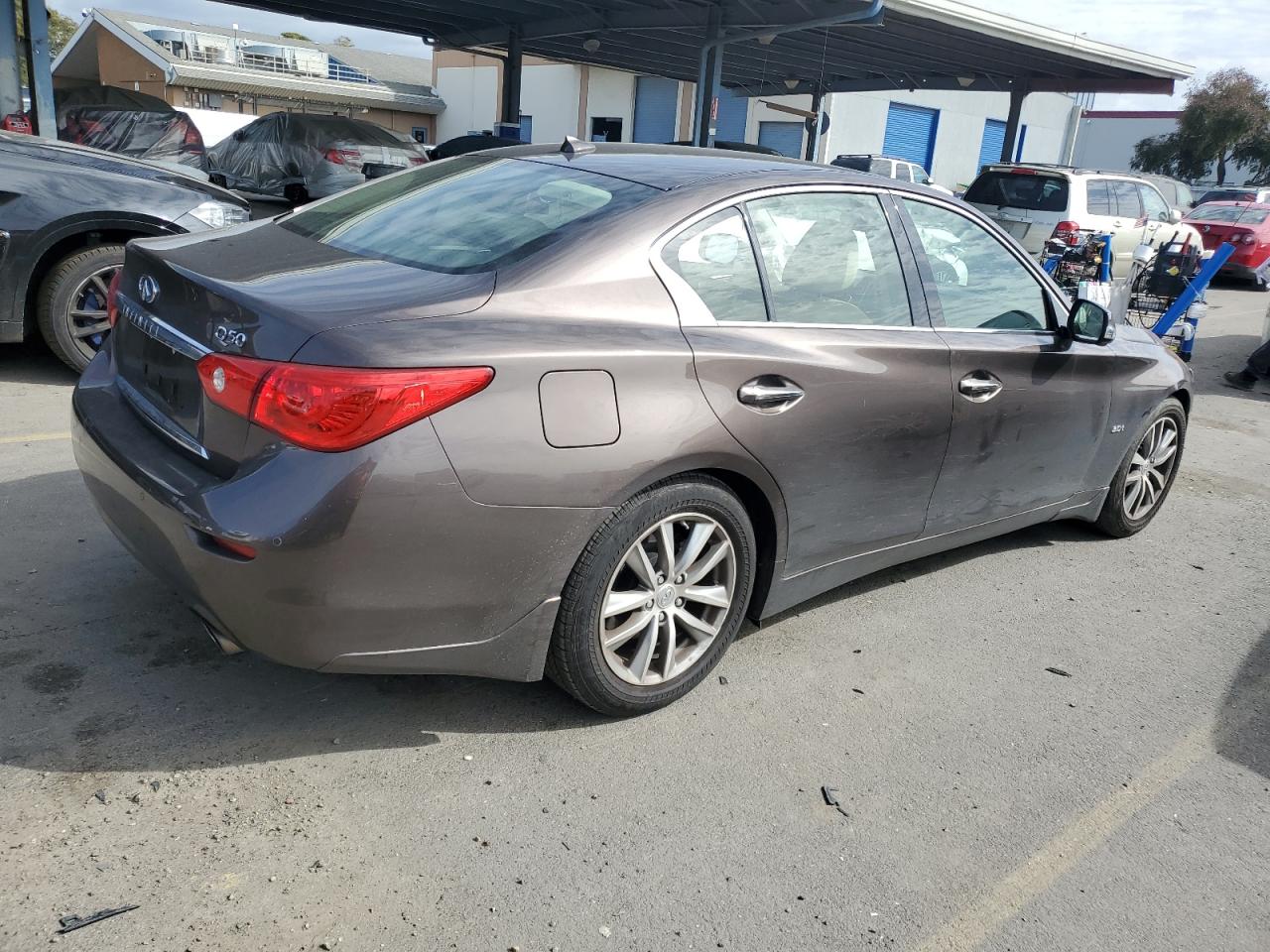 2016 Infiniti Q50 - Image 3