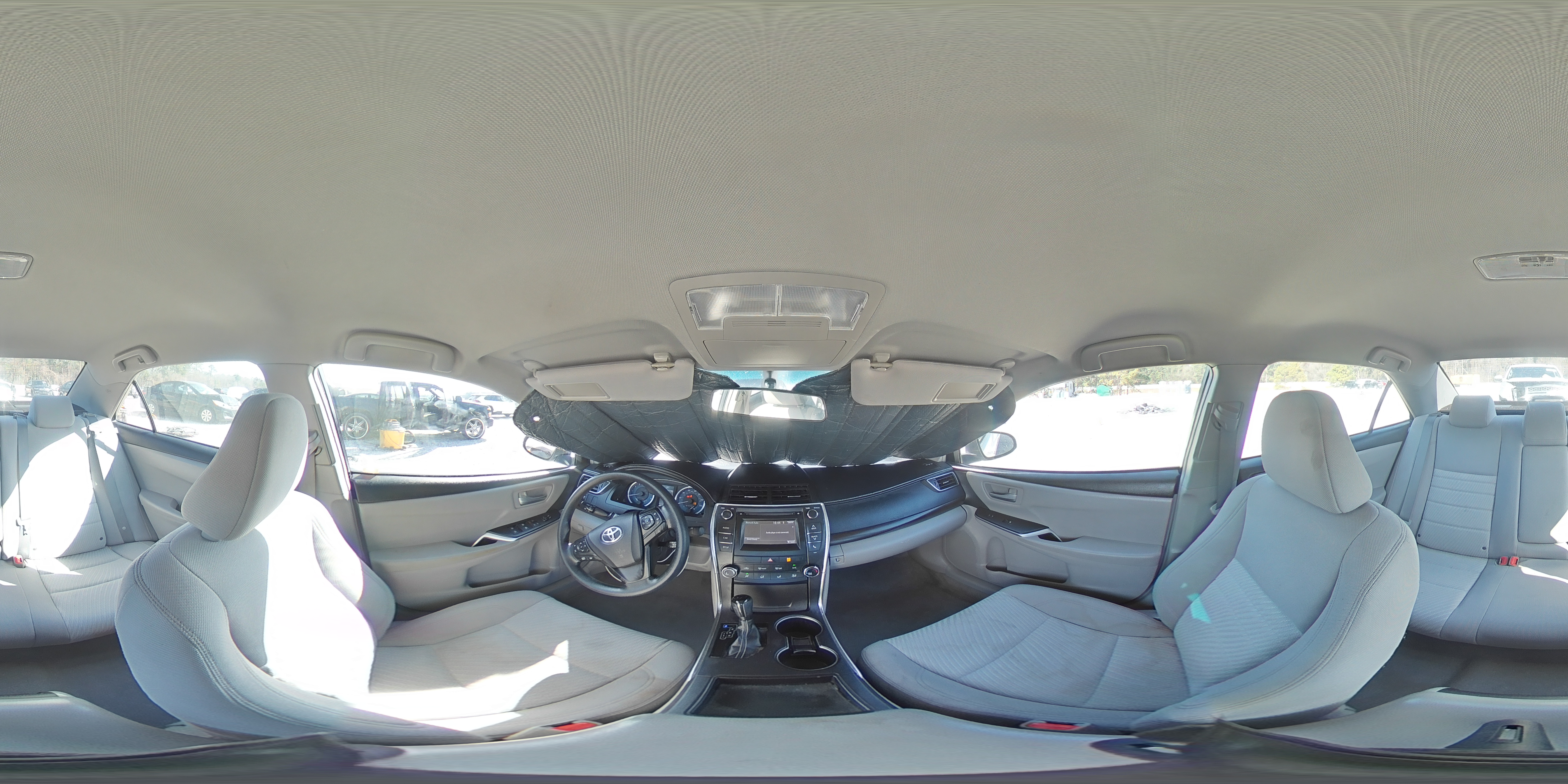 2017 Toyota Camry - Image 15