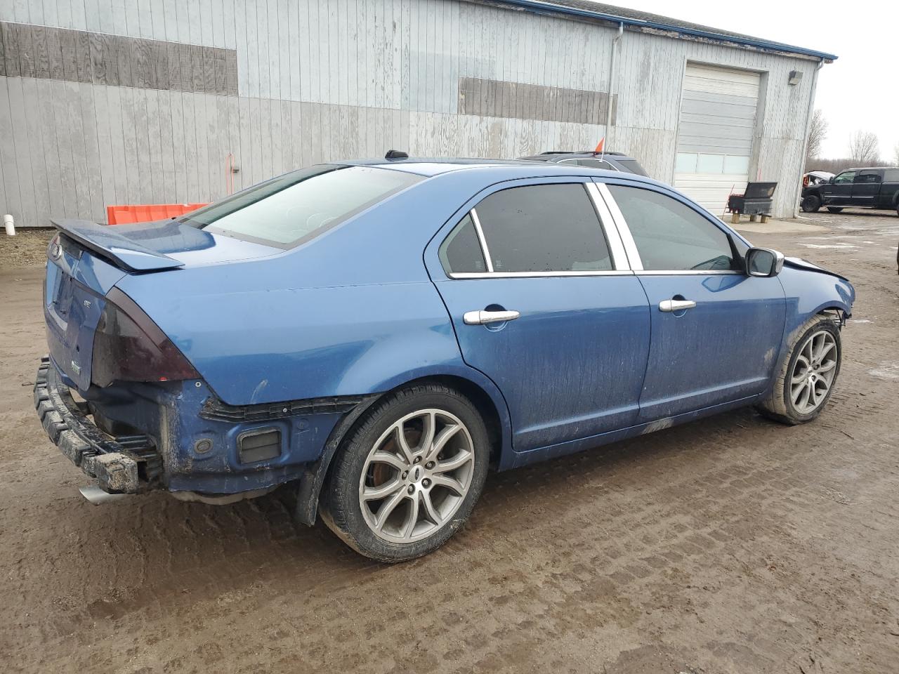 2010 Ford Fusion - Image 3