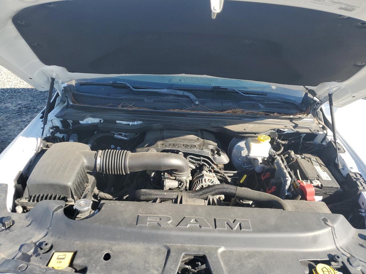 2019 RAM 1500 - Image 11
