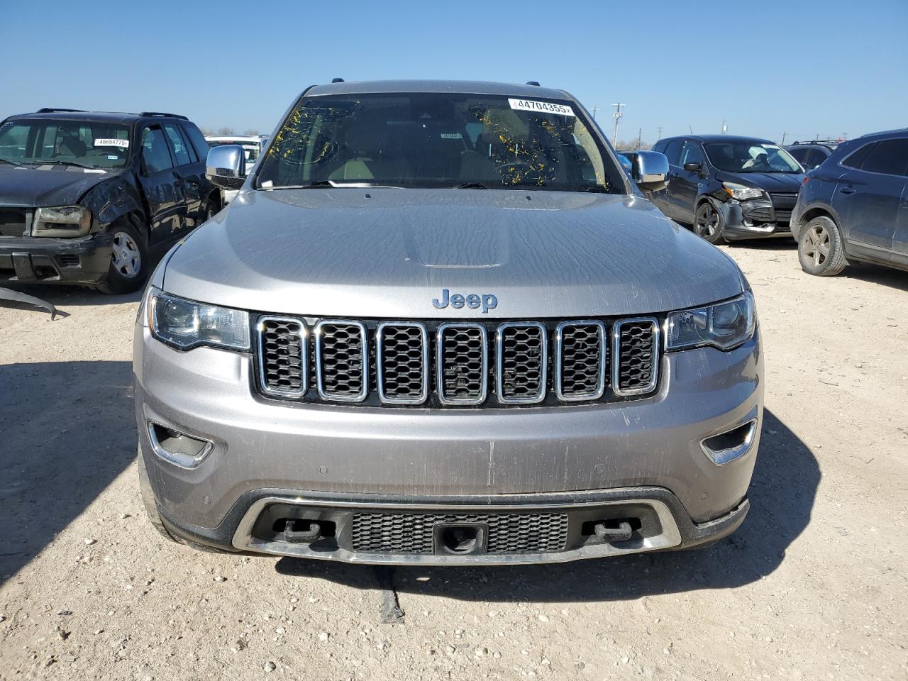 2017 Jeep Grand Cherokee - Image 5