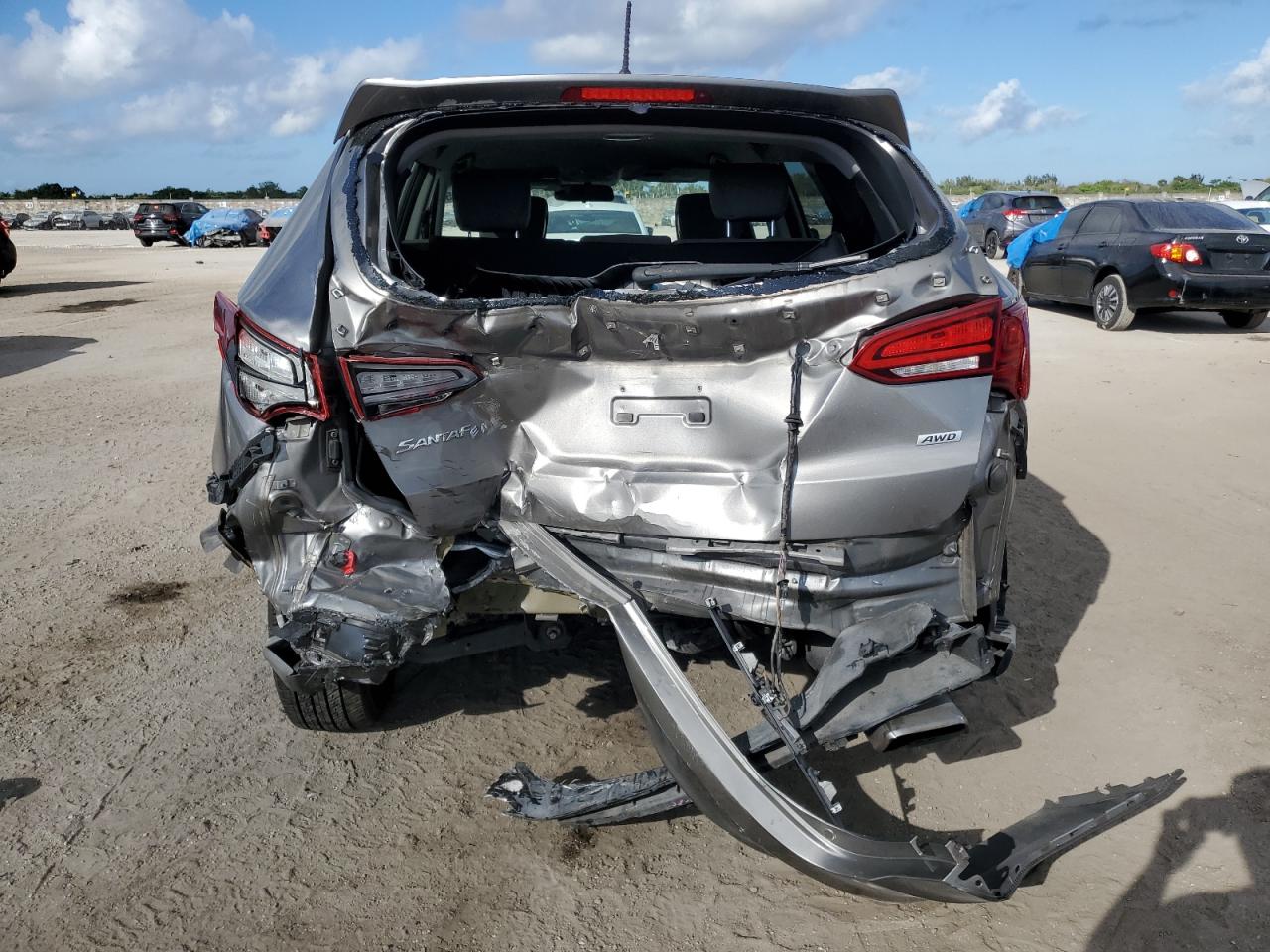 2018 Hyundai Santa Fe - Image 6