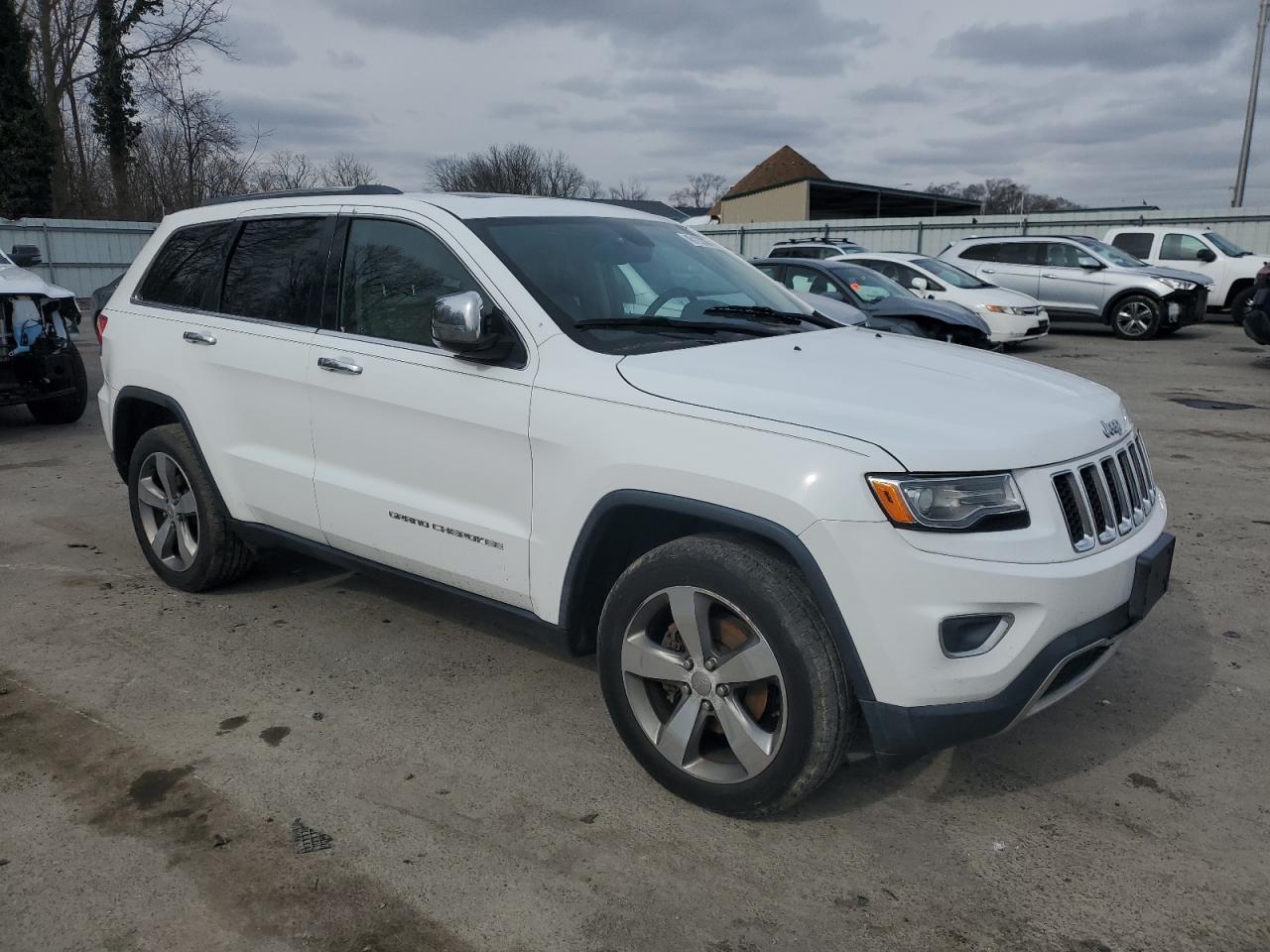 2015 Jeep Grand Cherokee - Image 4