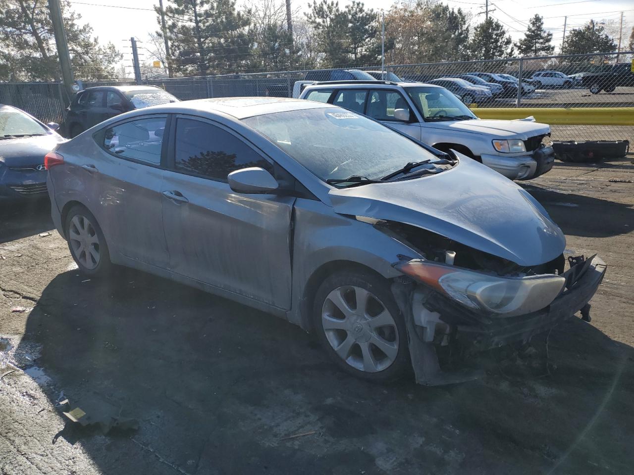 2013 Hyundai Elantra - Image 4