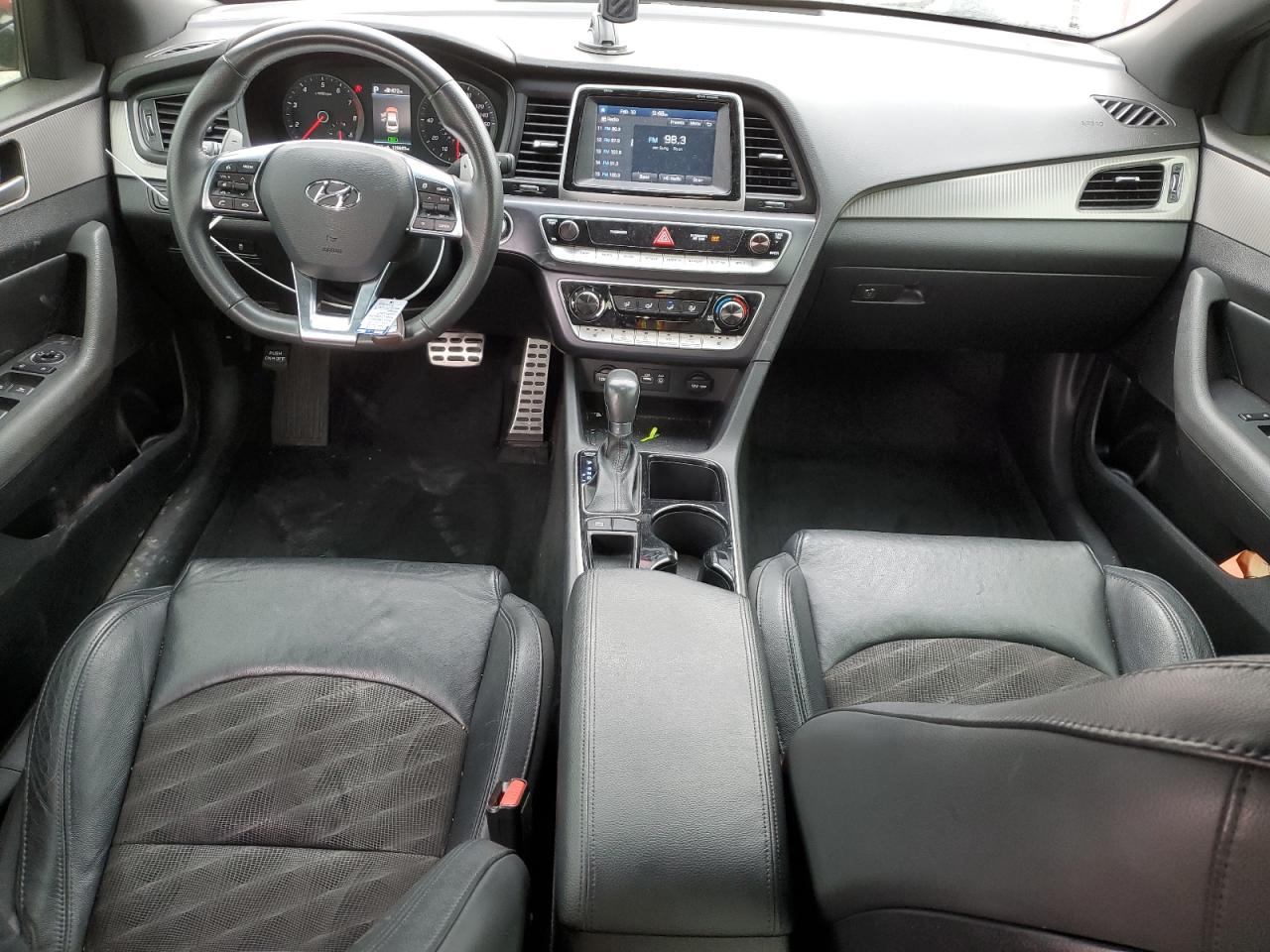 2018 Hyundai Sonata - Image 8