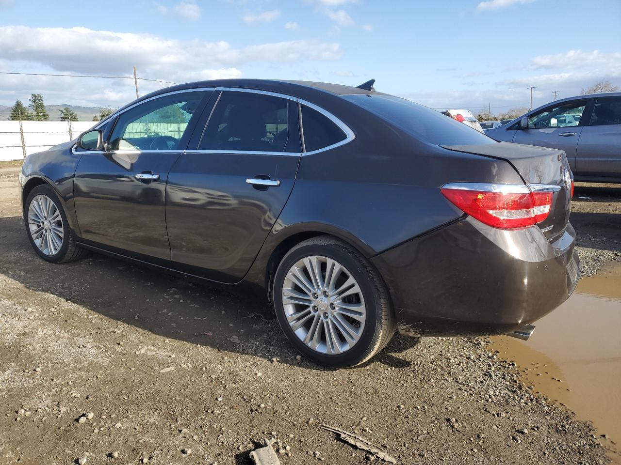 2013 Buick Verano - Image 2