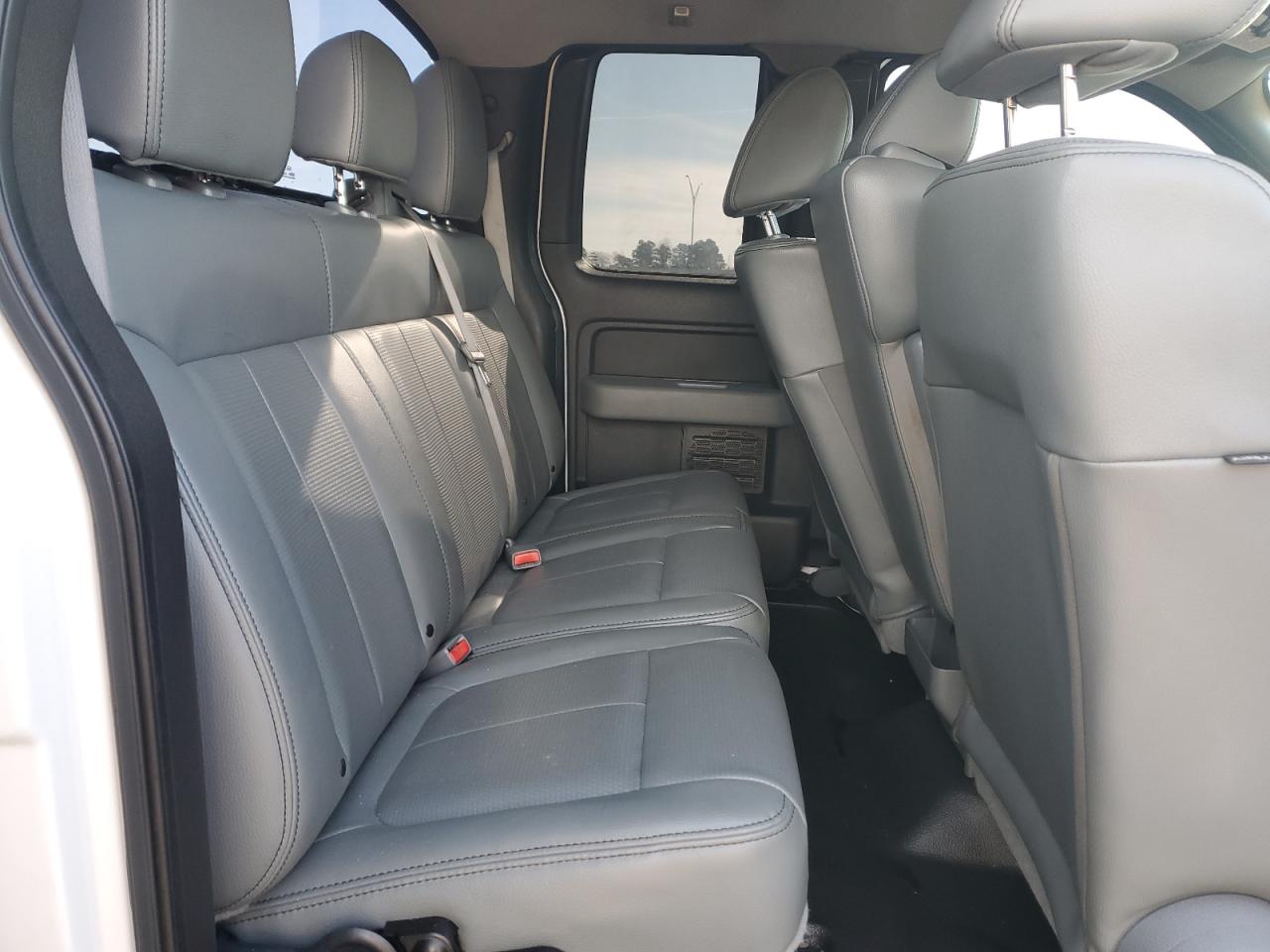 2012 Ford F-150 - Image 11