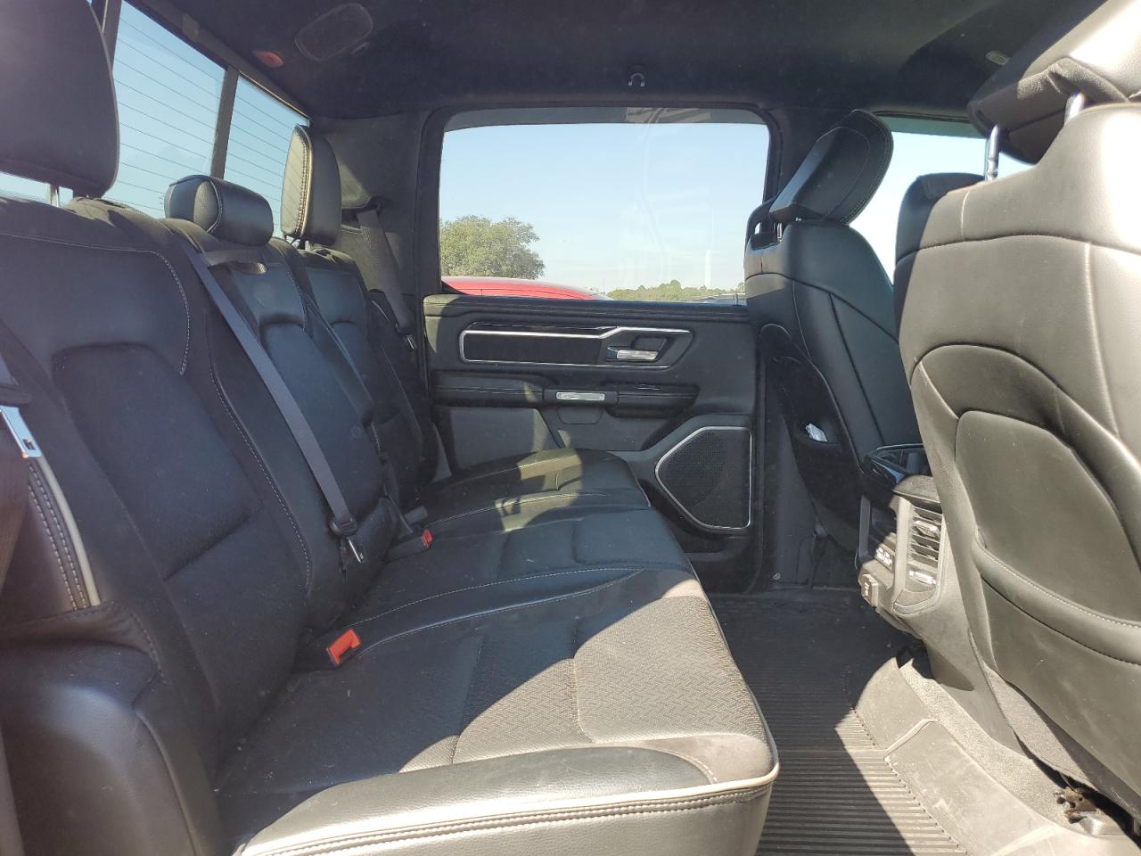 2021 RAM 1500 - Image 10