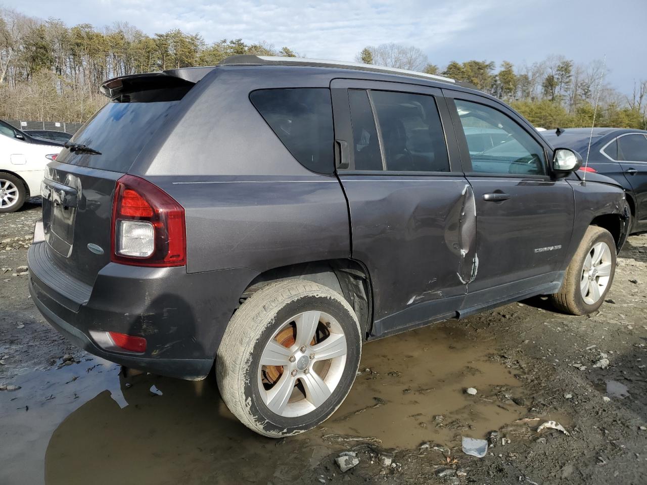 2016 Jeep Compass - Image 3
