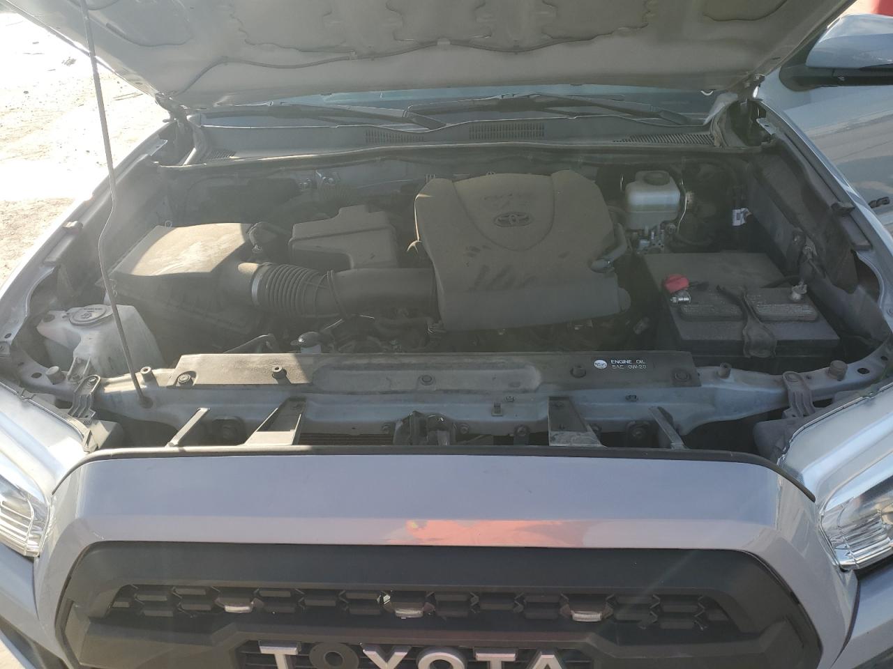 2019 Toyota Tacoma - Image 11
