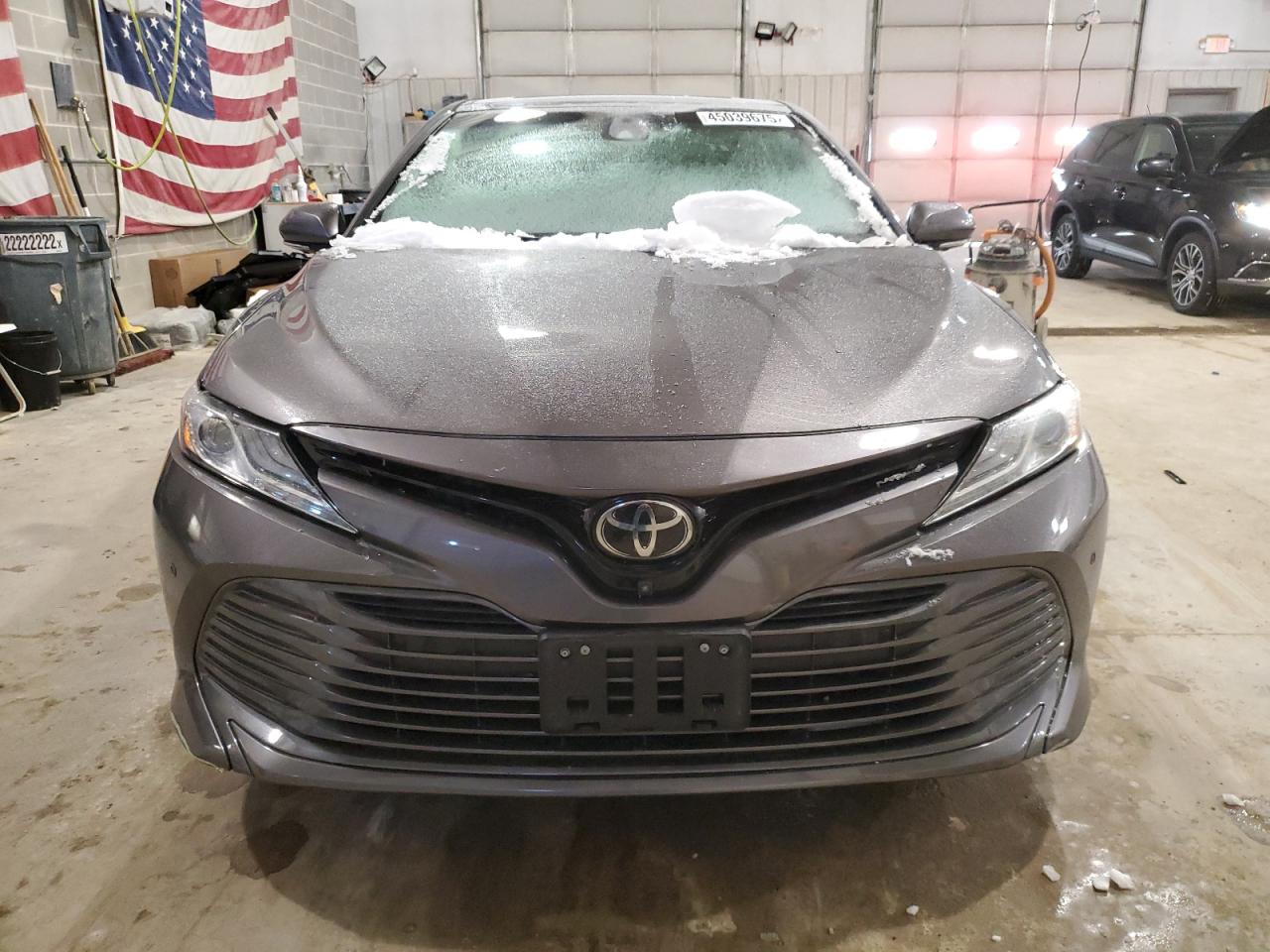 2018 Toyota Camry - Image 5