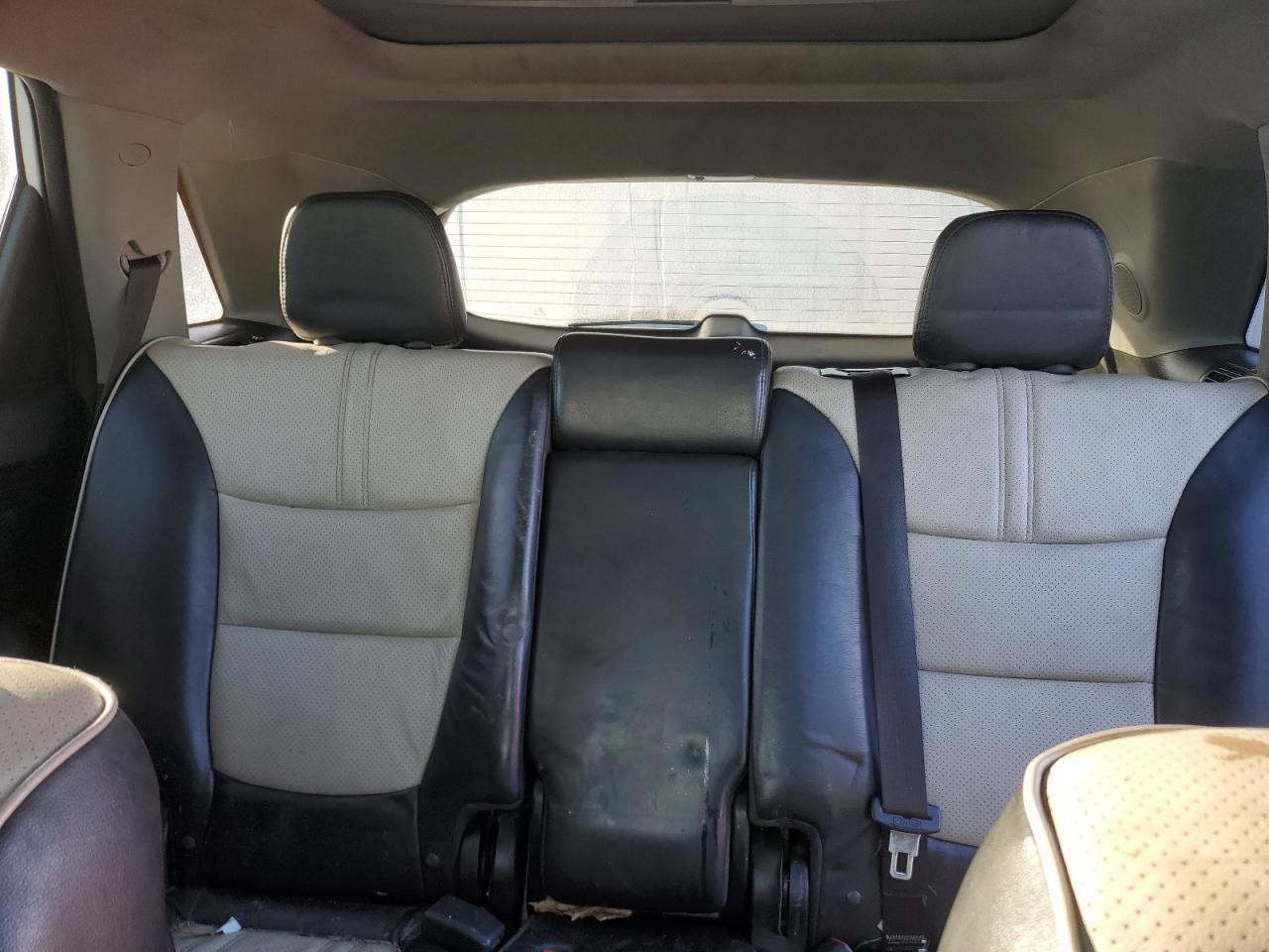2013 Kia Sorento - Image 10