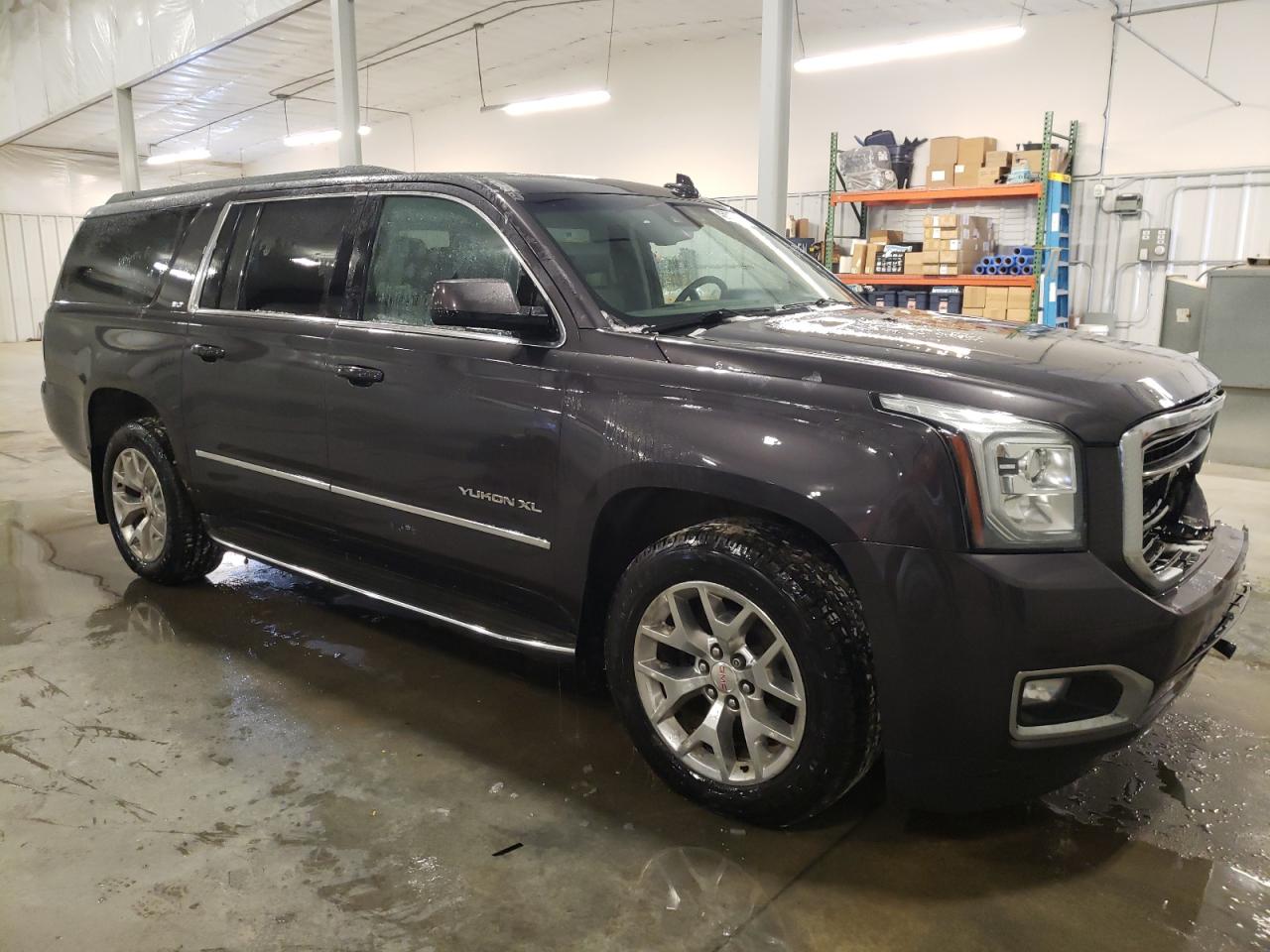 2016 GMC Yukon - Image 4