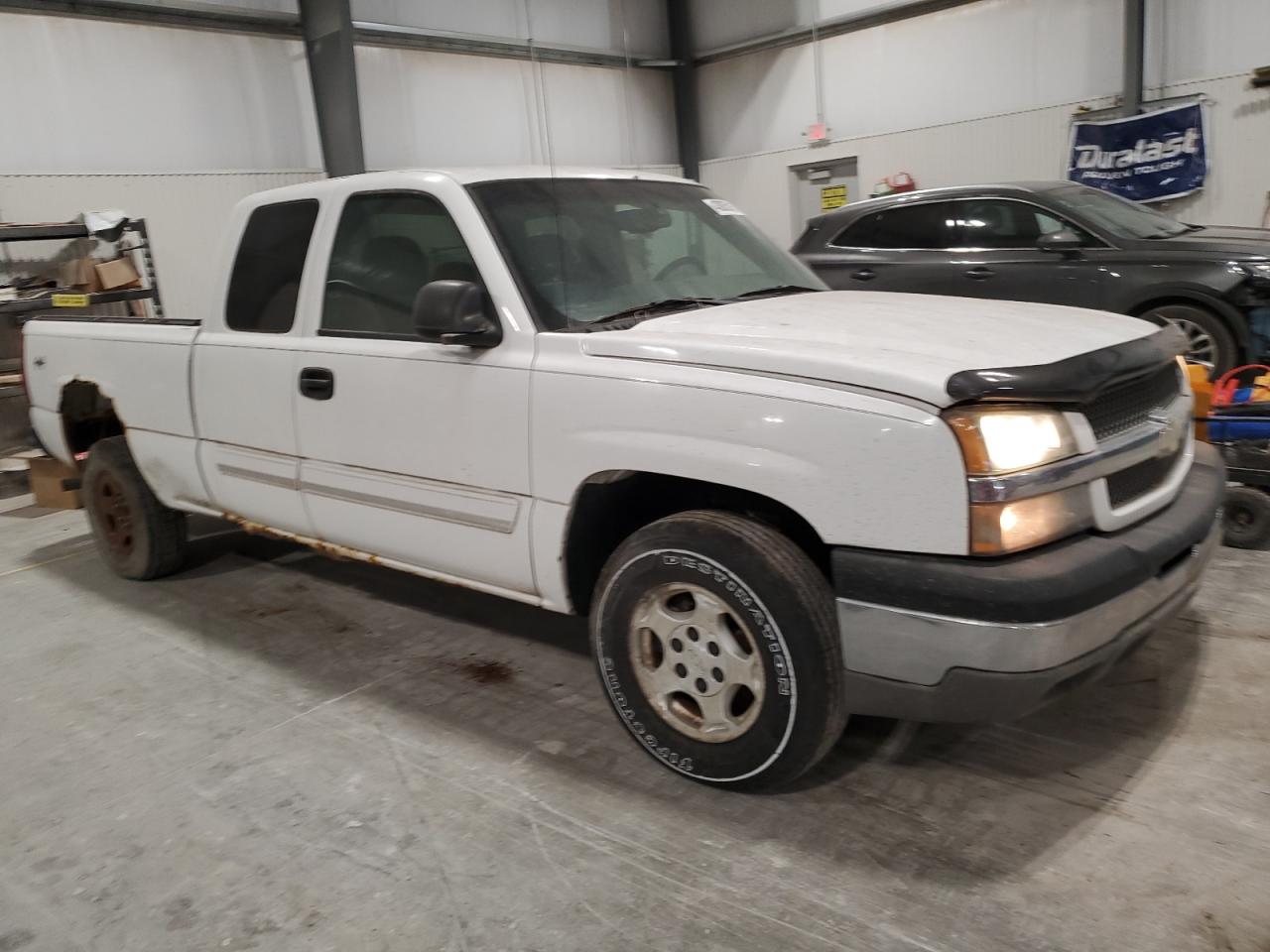 2003 Chevrolet Silverado - Image 4