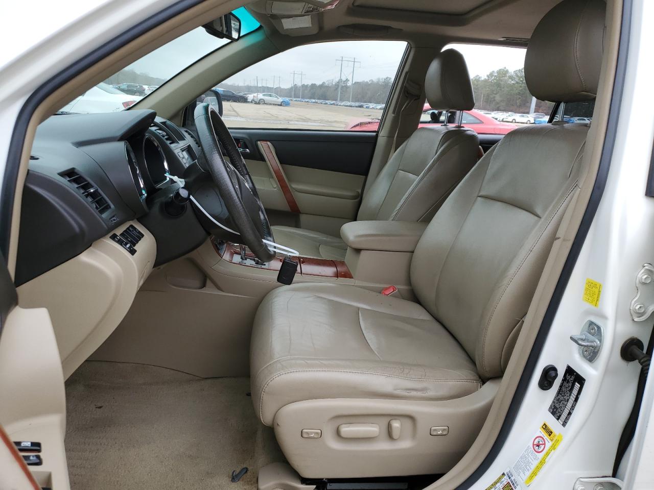 2010 Toyota Highlander - Image 7