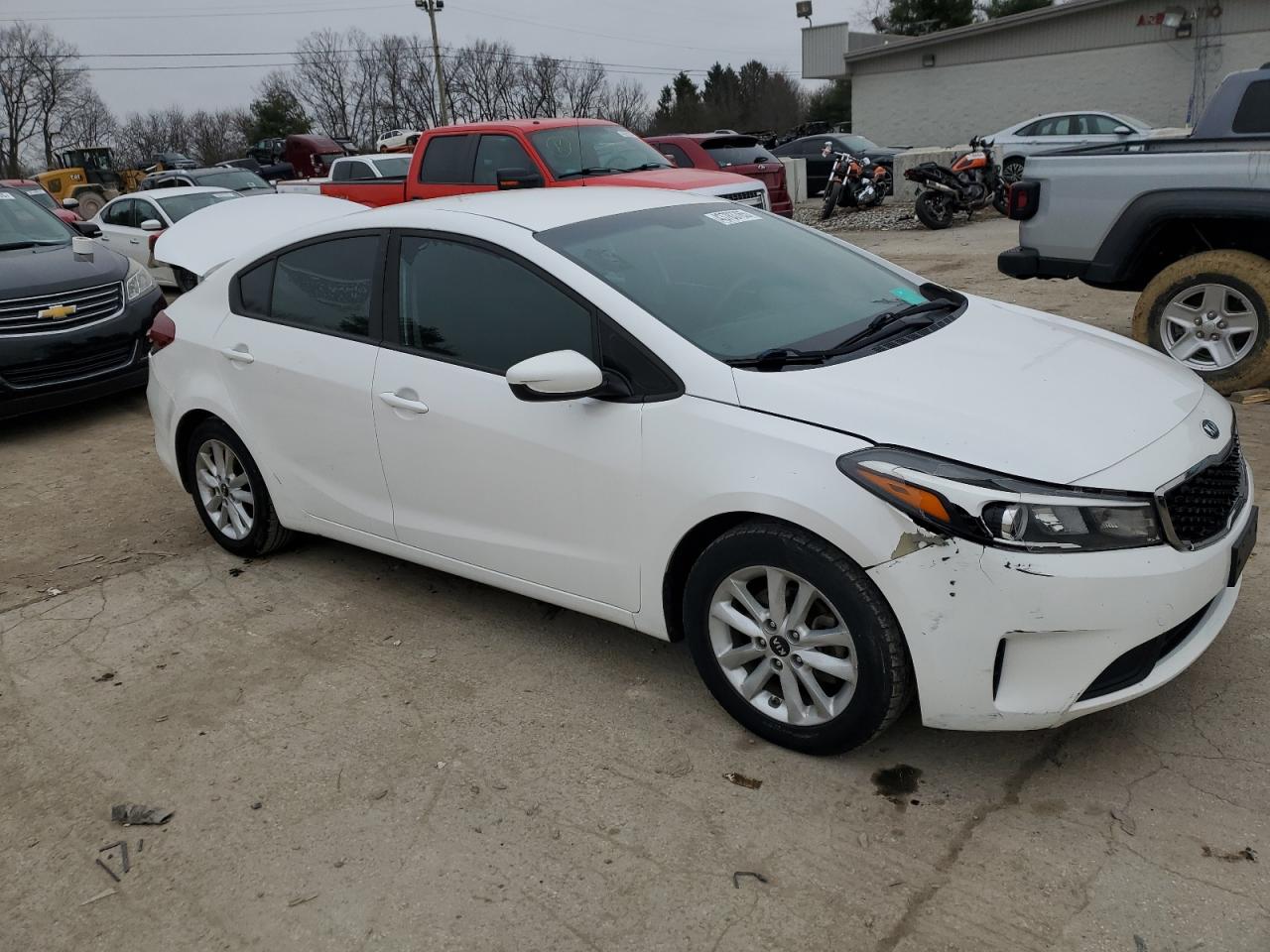 2017 Kia Forte - Image 4