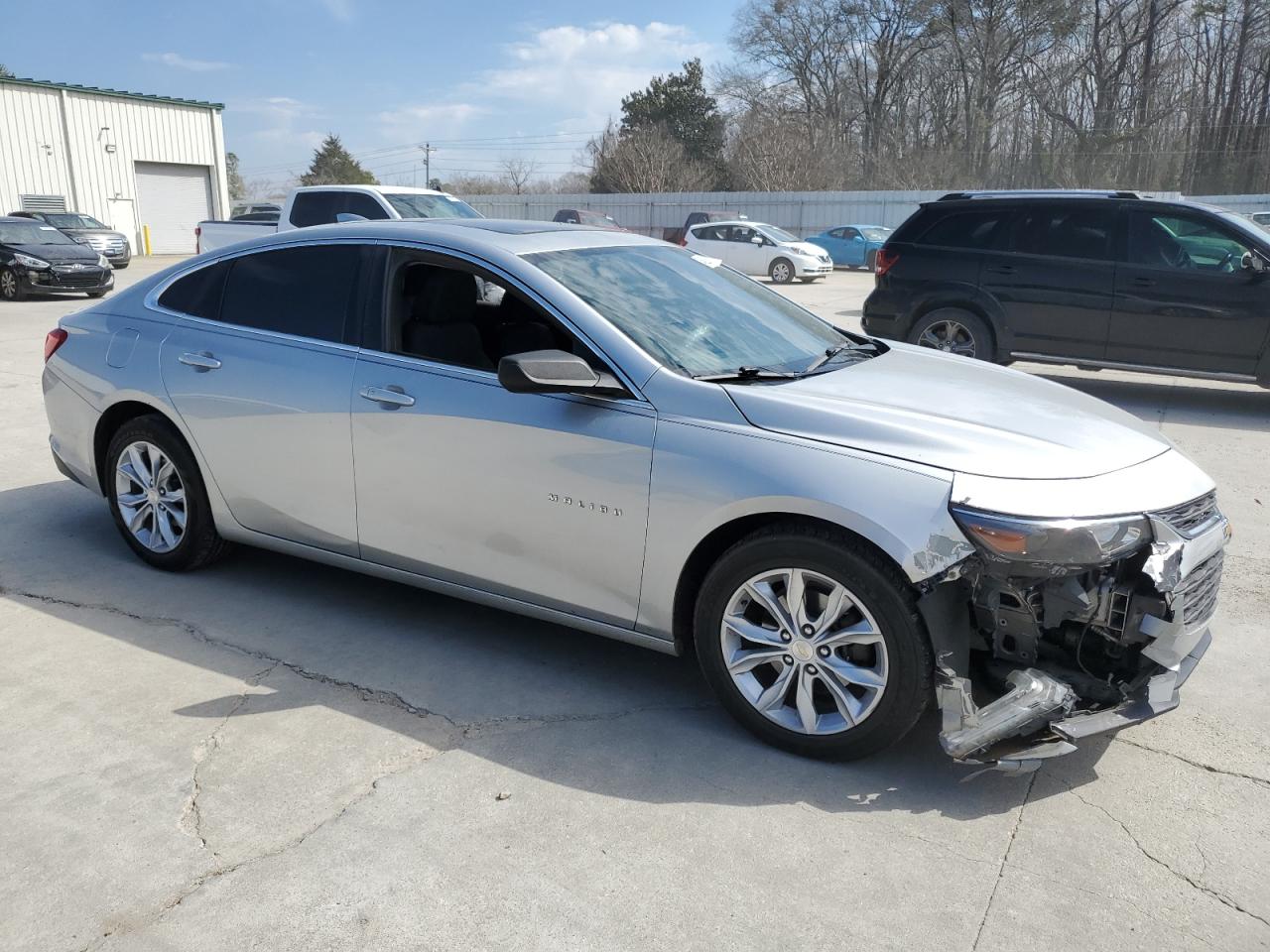 2016 Chevrolet Malibu - Image 4