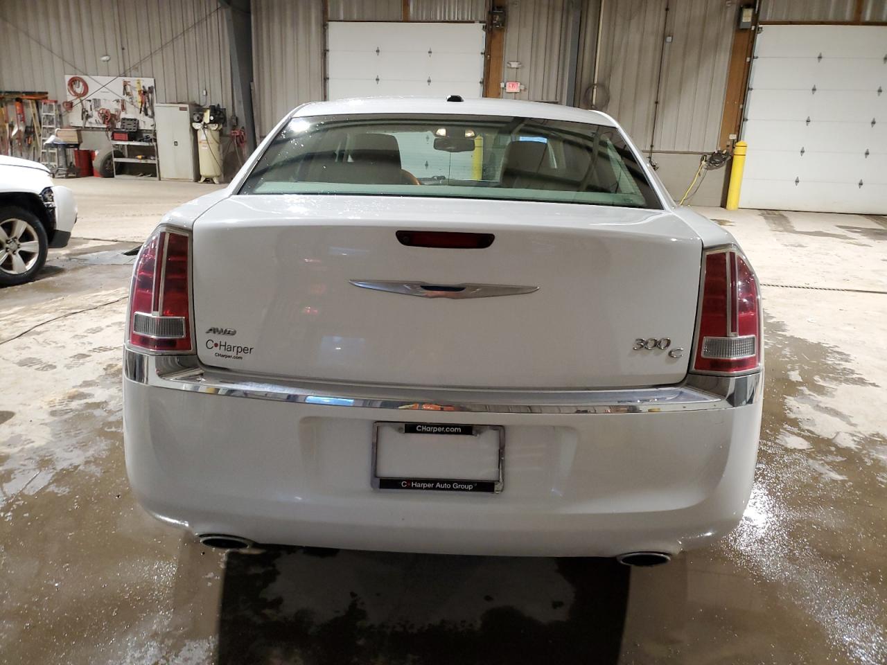 2013 Chrysler 300 - Image 6