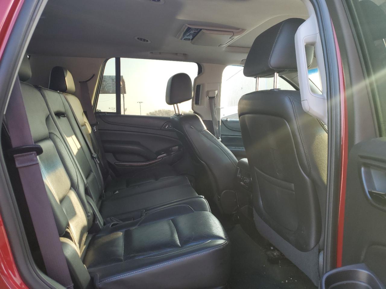 2015 GMC Yukon - Image 12