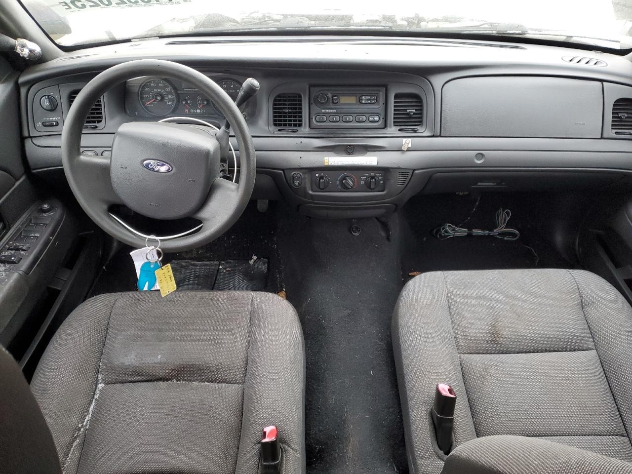 2011 Ford Crown Victoria - Image 8