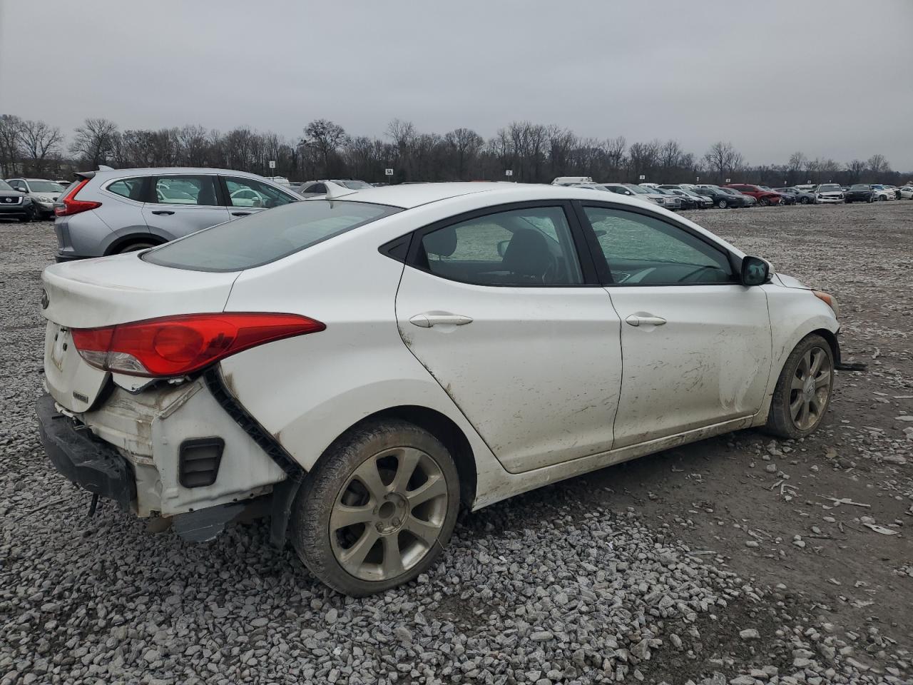 2012 Hyundai Elantra - Image 3
