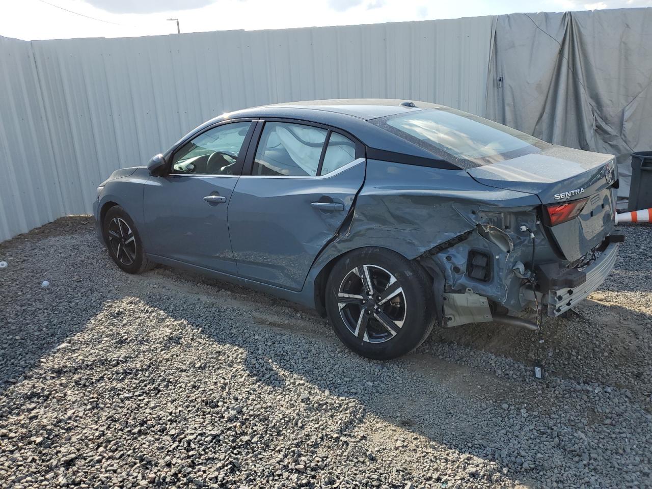 2024 Nissan Sentra - Image 2