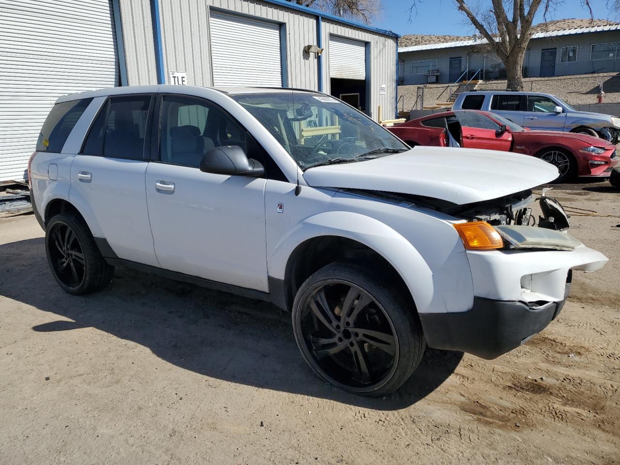 2005 Saturn VUE - Image 4