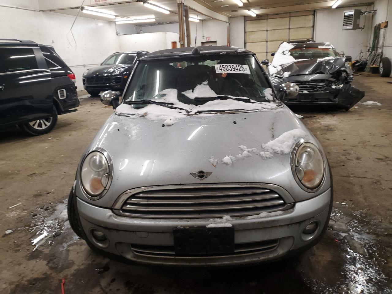 2010 MINI Cooper - Image 5