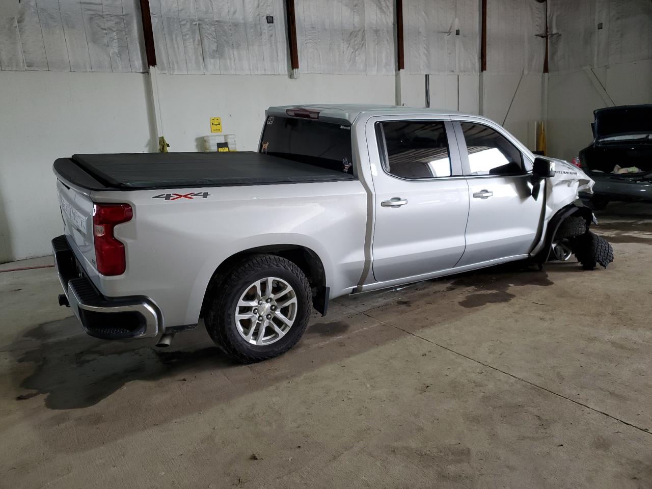 2021 Chevrolet Silverado - Image 3