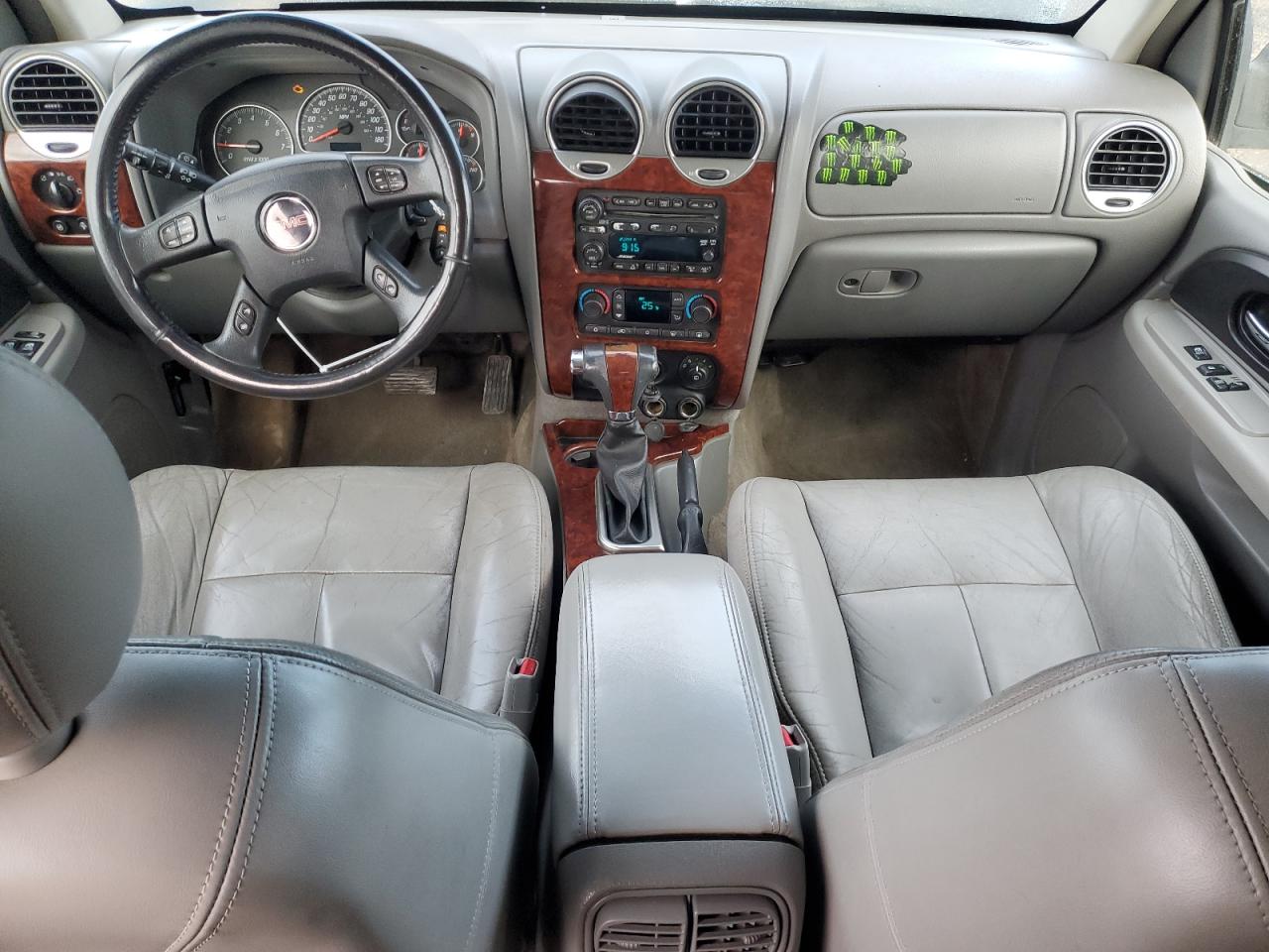 2005 GMC Envoy - Image 8