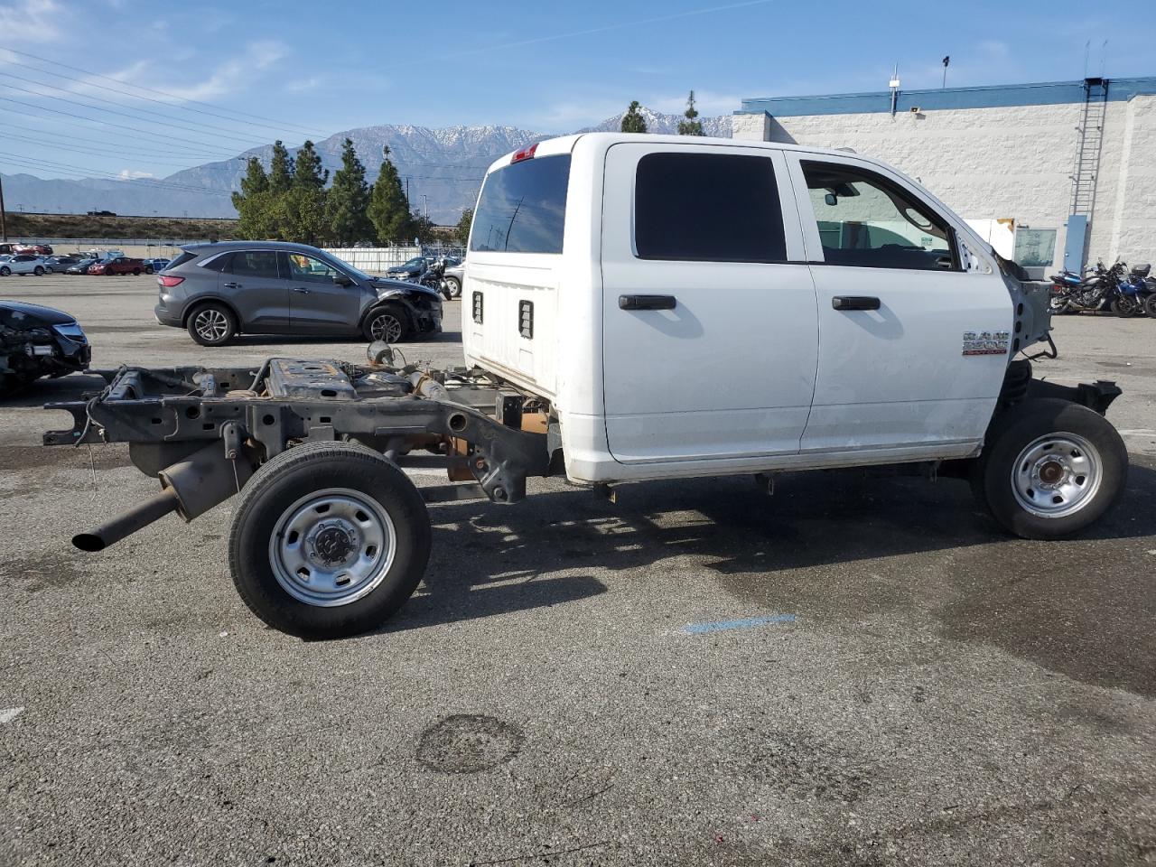 2018 RAM 2500 - Image 3