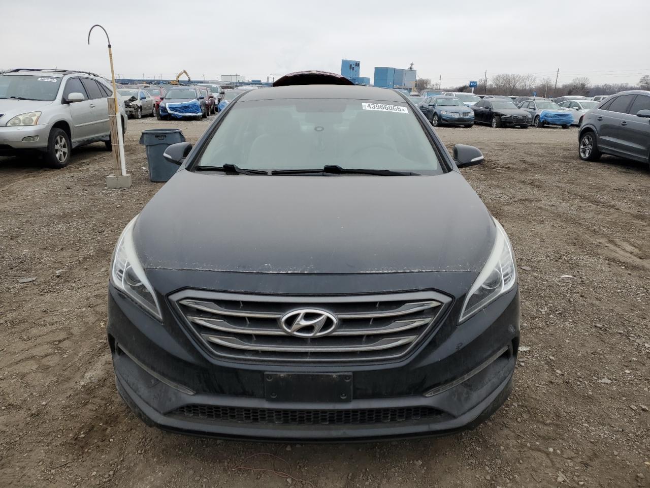 2015 Hyundai Sonata - Image 5