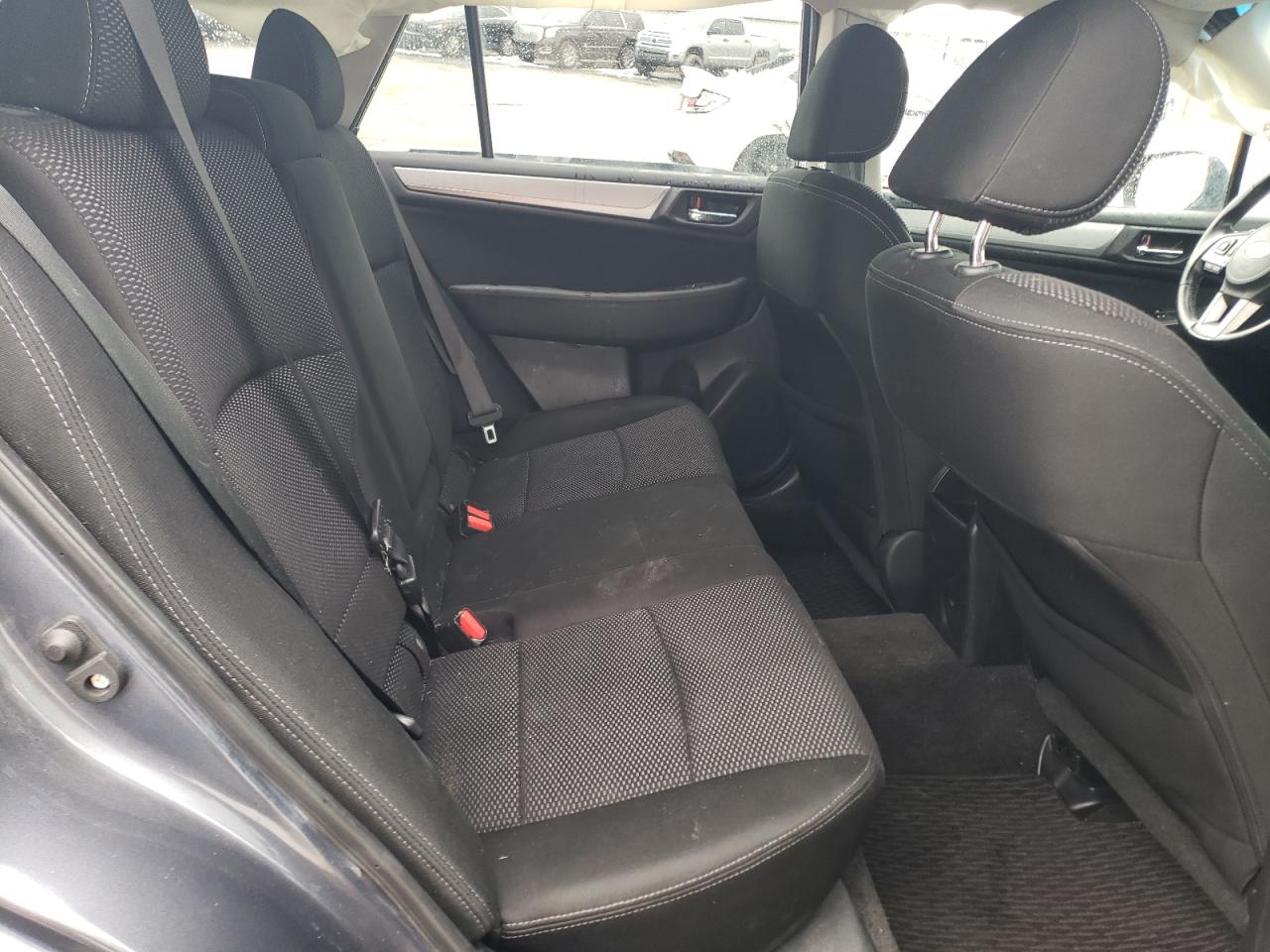 2015 Subaru Outback - Image 11